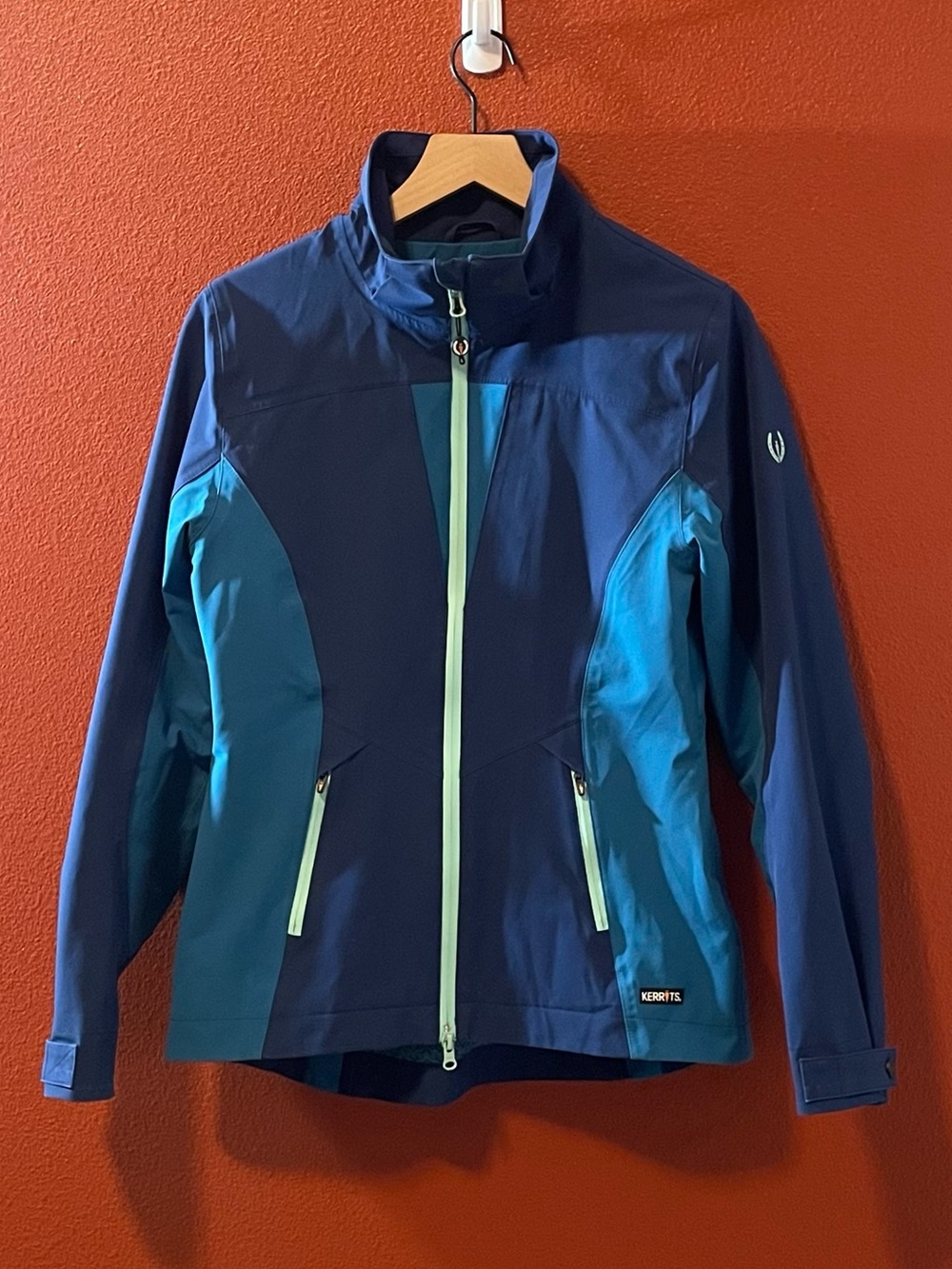 Kerrits Women’s Performance Blue Colorblock Full Zip Equestrian Jacket